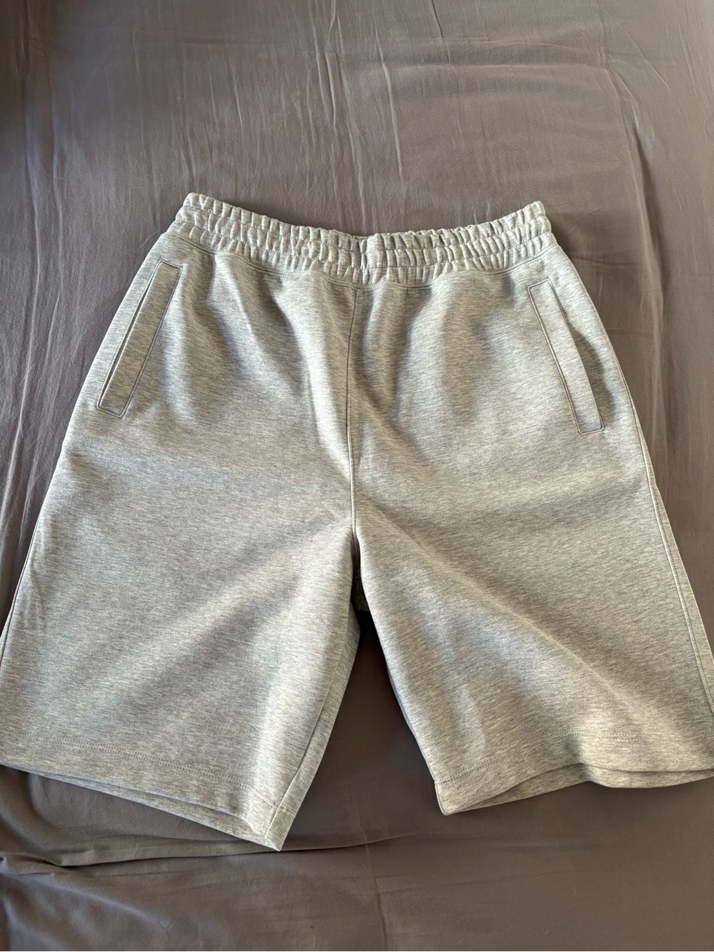 Uniqlo Baggy Sweat Wide Shorts | 9"